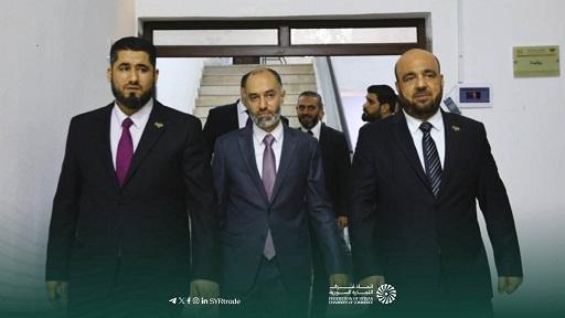 رئيس اتحاد غرف التجارة السورية يلتقي رئيس هيئة المنافذ والجمارك ومحافظ إدلب لبحث دعم القطاع الاقتصادي